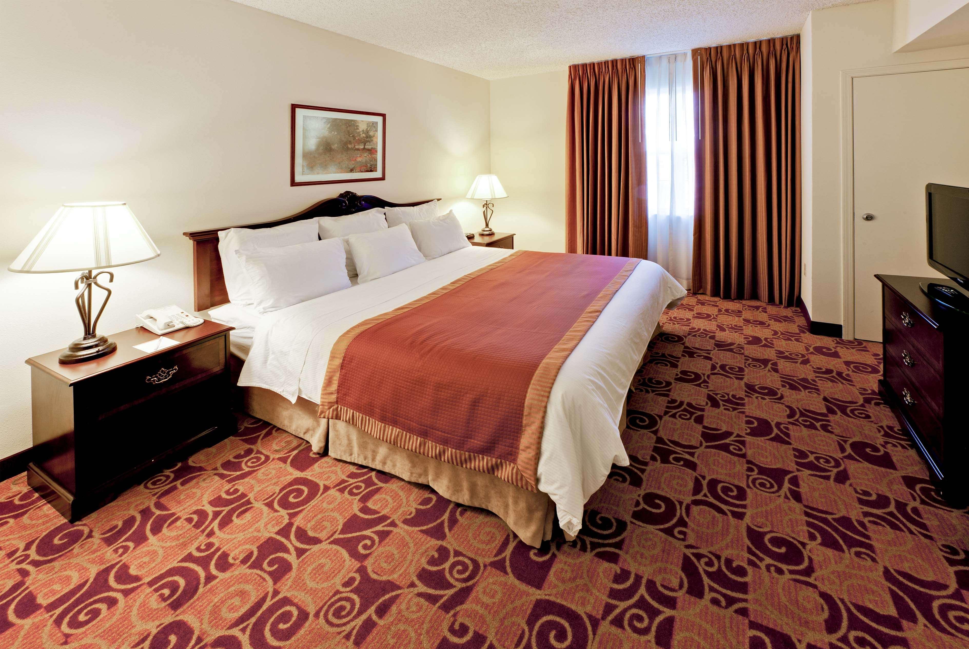 Hawthorn Suites By Wyndham Louisville East Eksteriør bilde
