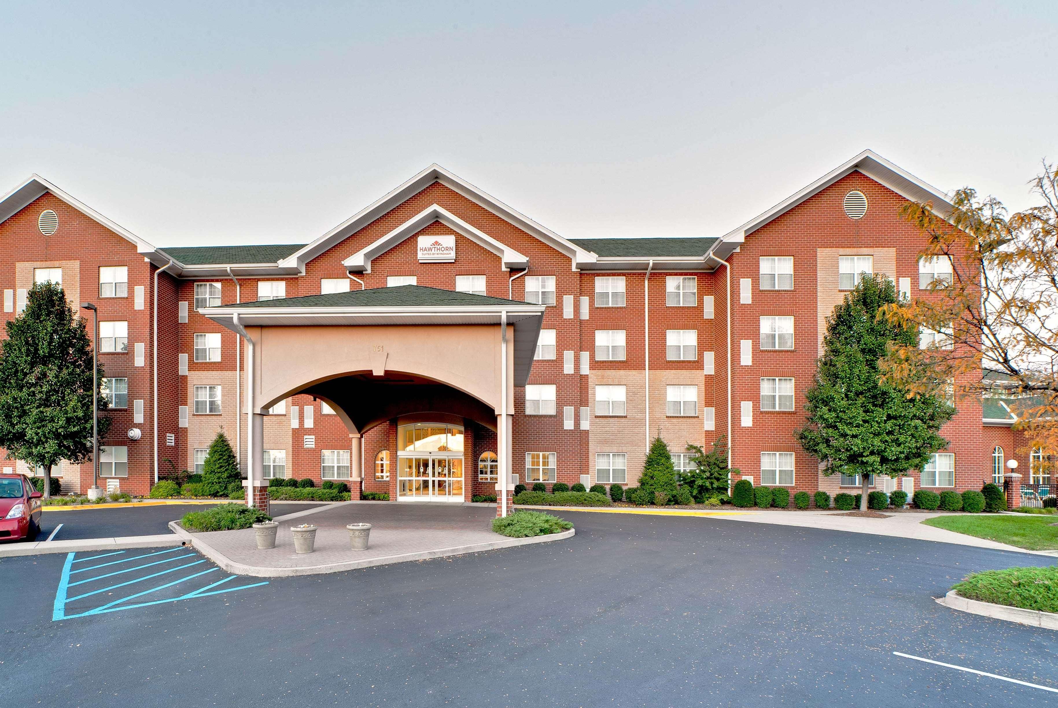 Hawthorn Suites By Wyndham Louisville East Eksteriør bilde