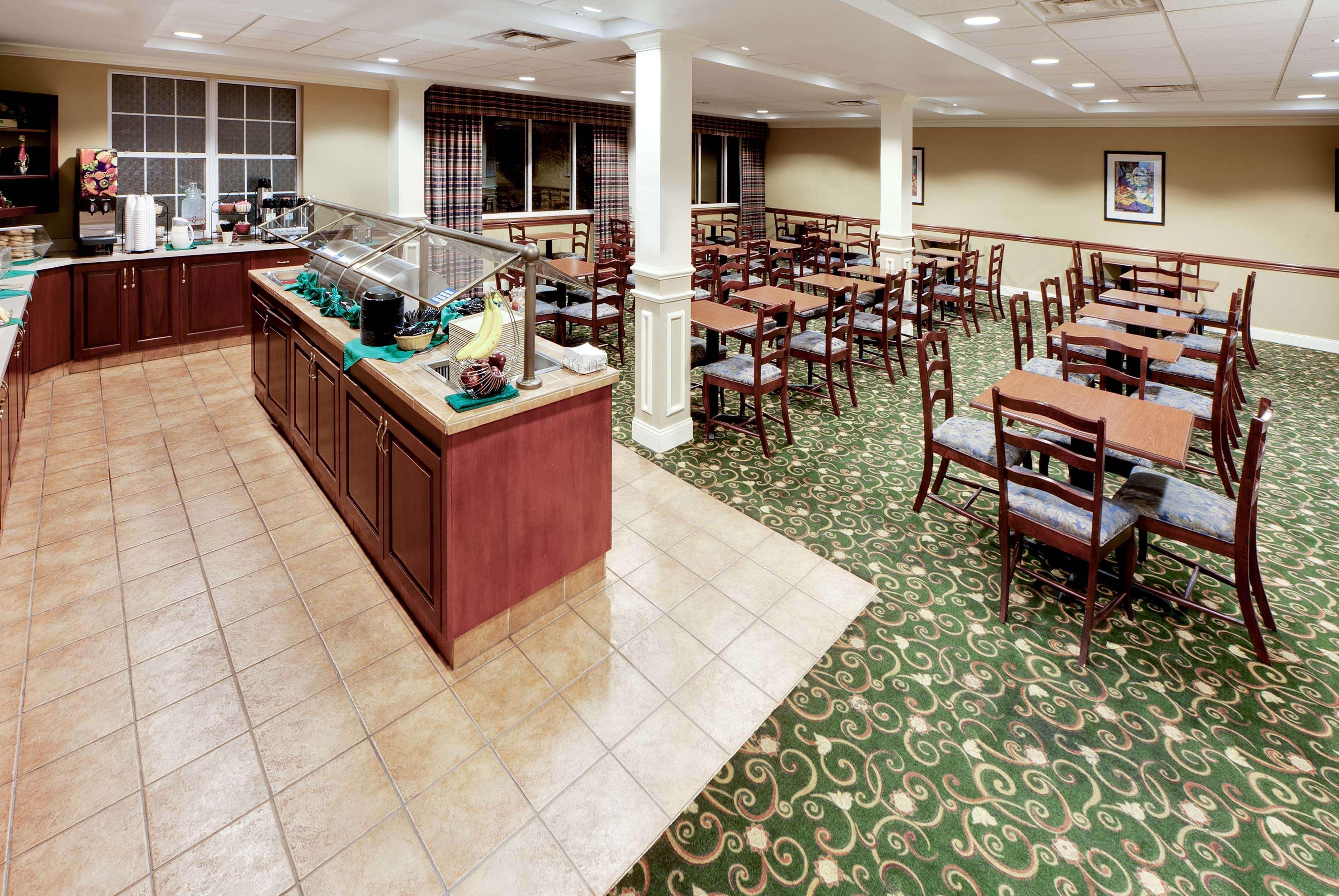 Hawthorn Suites By Wyndham Louisville East Eksteriør bilde